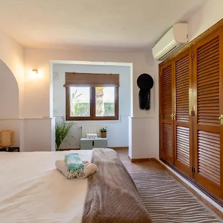 Villa Casa Dorada Authenticity And Luxury *